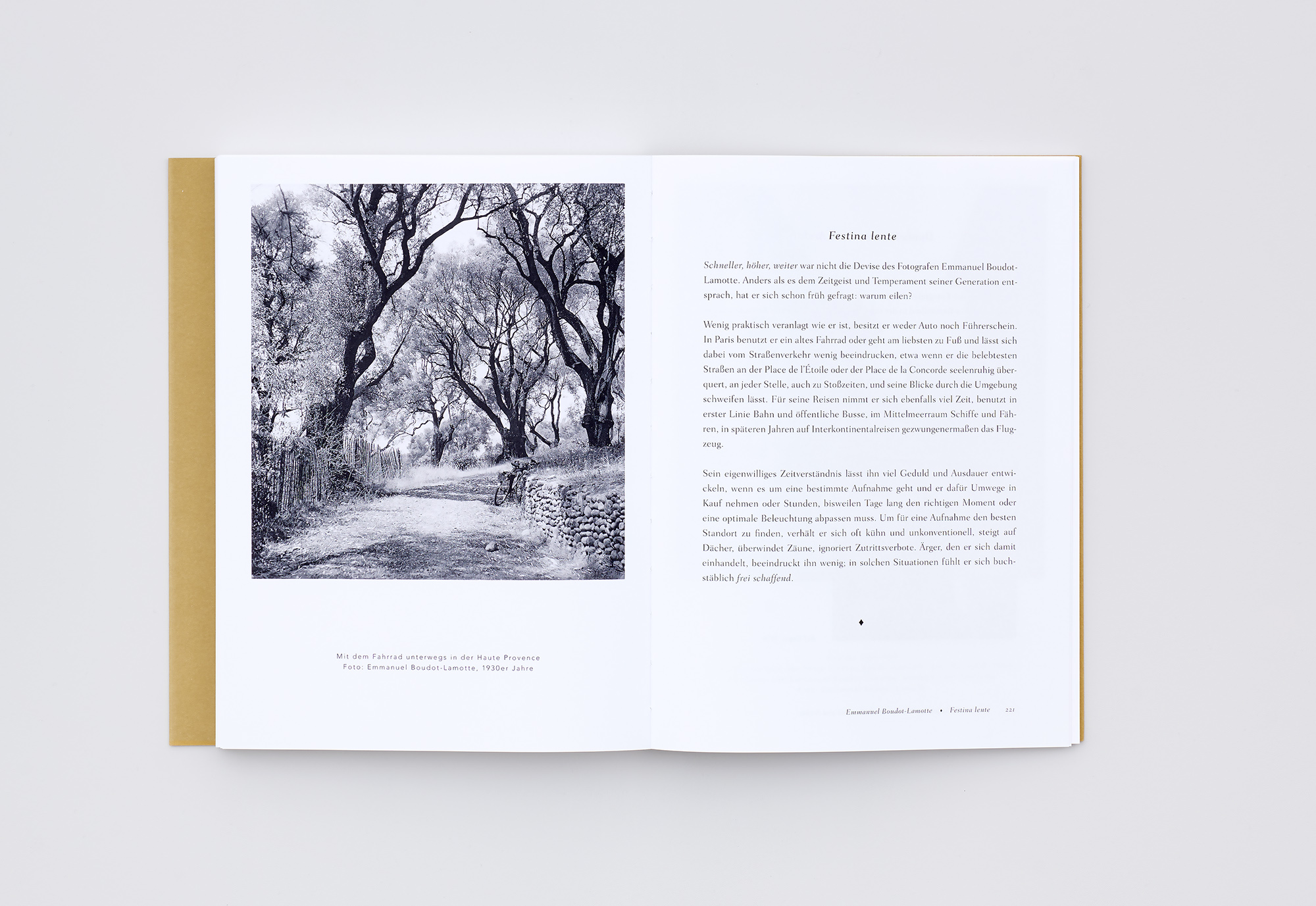 Spuren der Erinnerung  Doppelseite